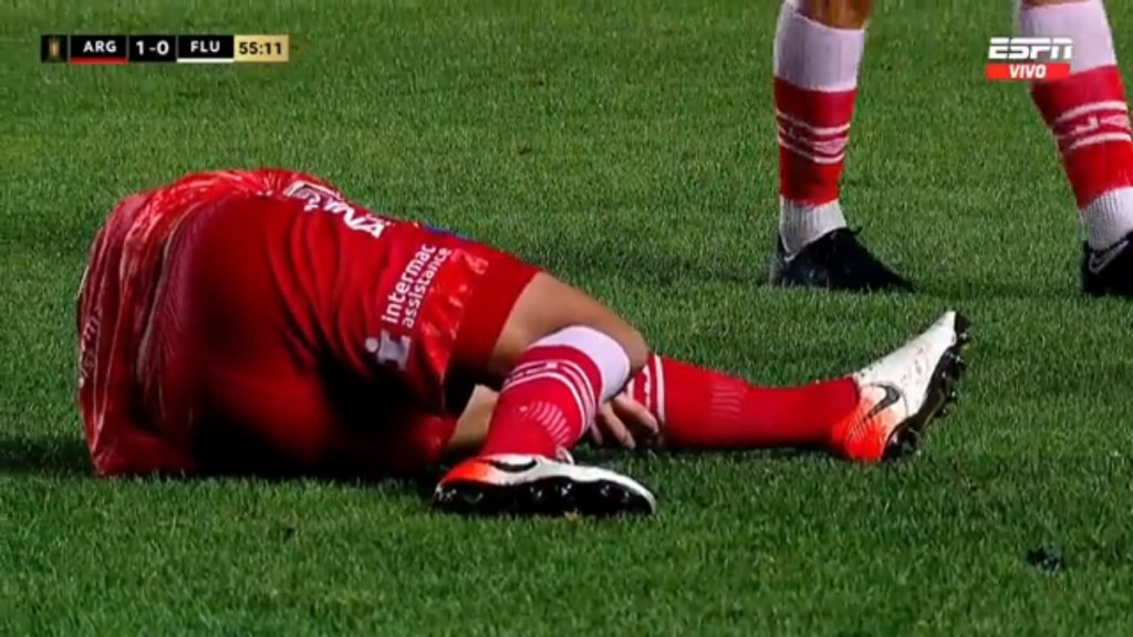 Dan a conocer radiografía de Luciano Sánchez: jugador recibió escalofriante lesión de Marcelo en Copa&nbsp;Libertadores