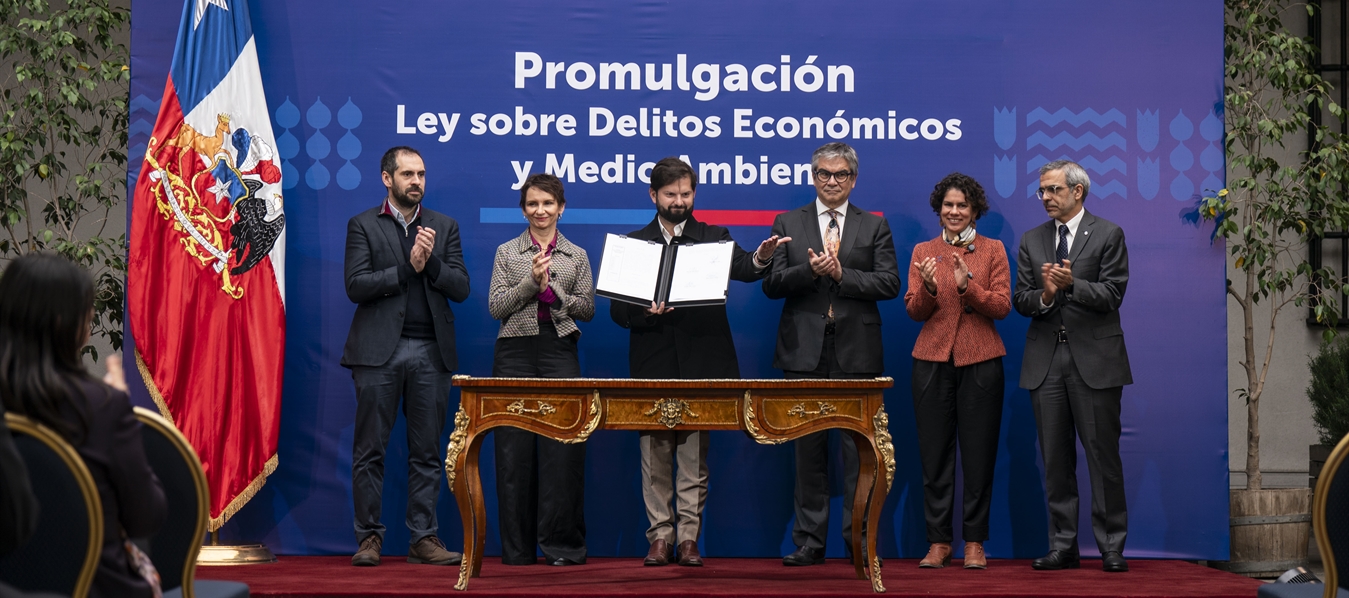 Presidente Boric promulga Ley sobre Delitos Económicos y atentados contra el Medio Ambiente