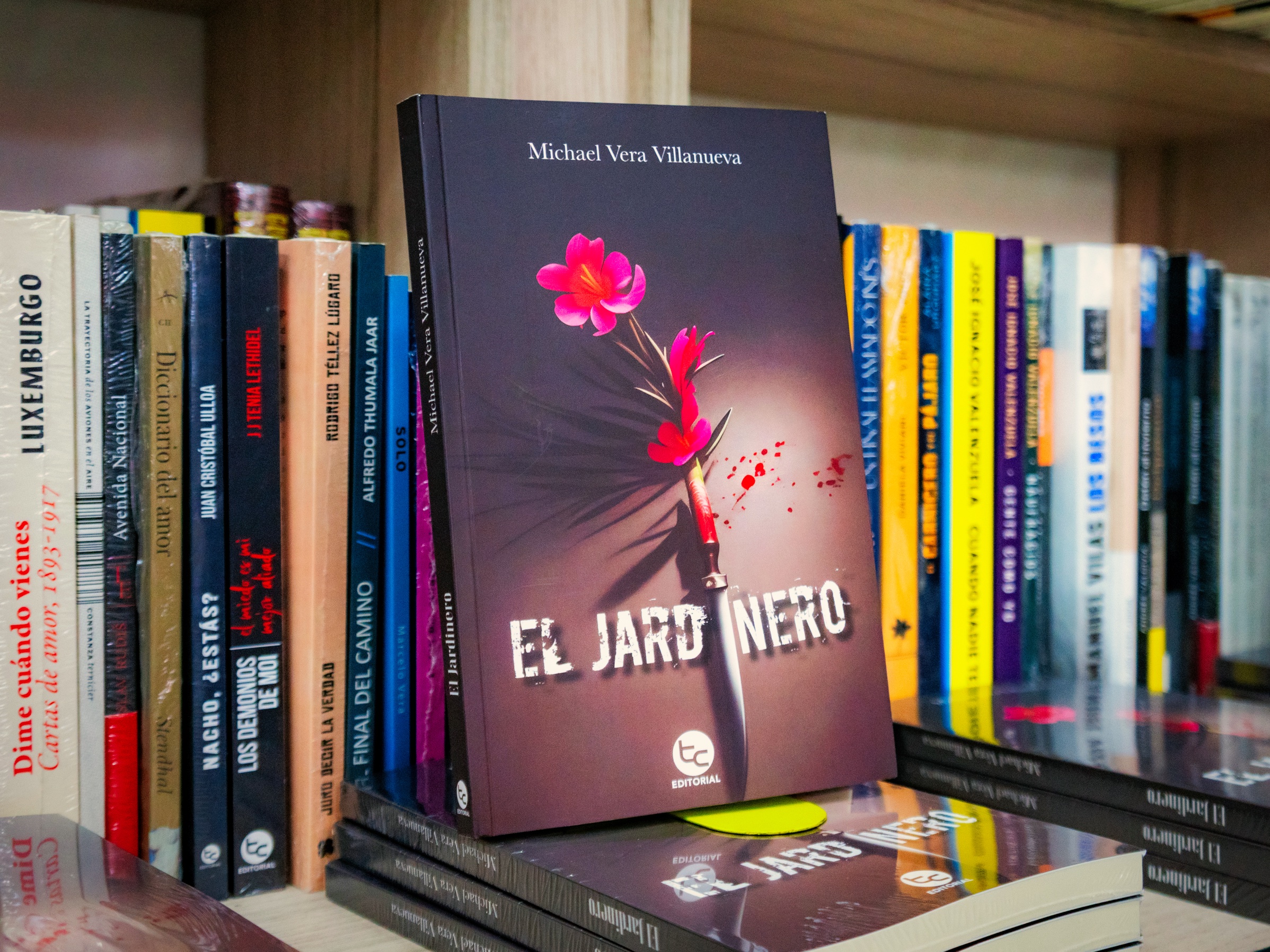 23 de Abril Dia Internacional del Libro: Entrevista a Michael Vera Villanueva, autor de la Novela “El Jardinero”.
