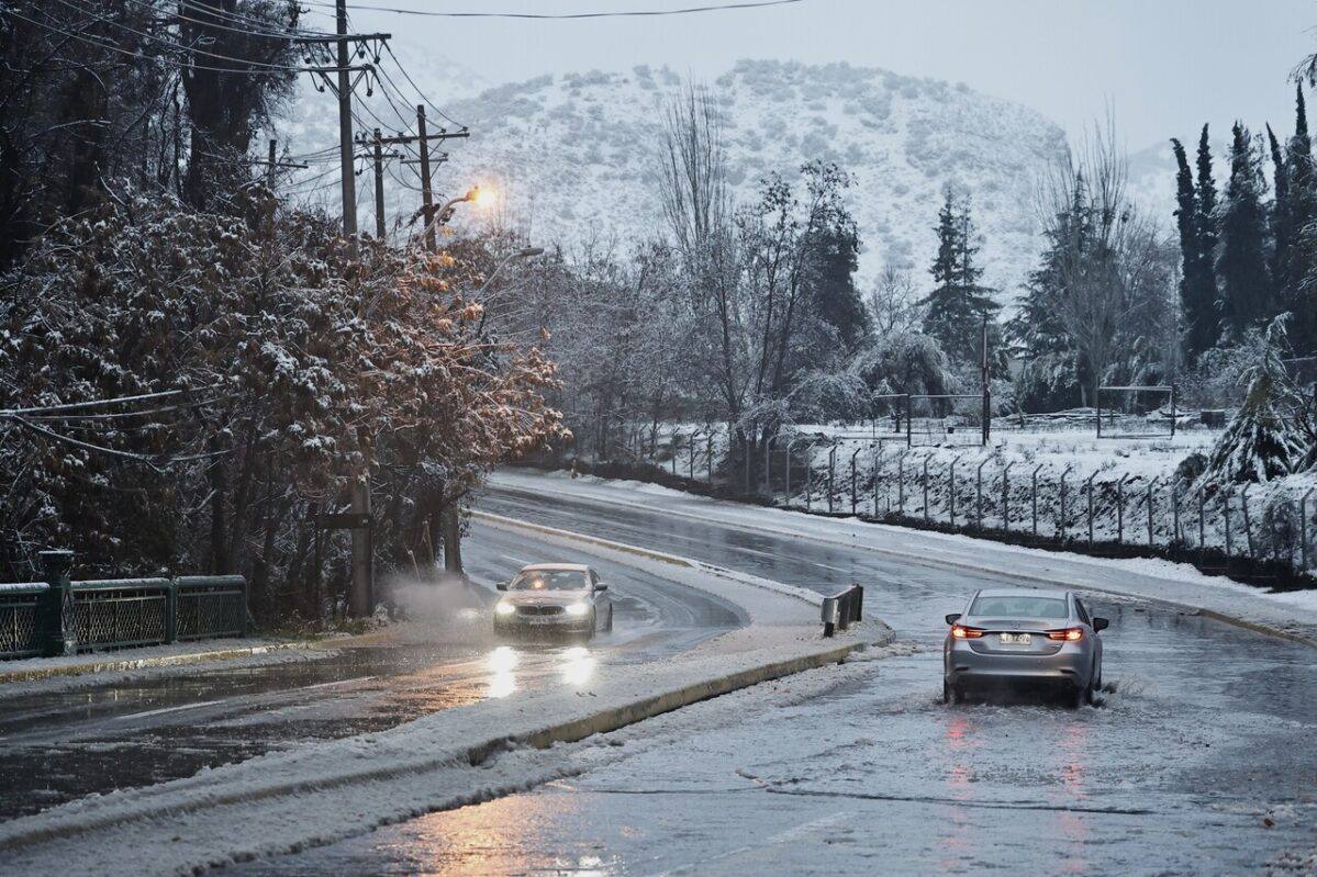 Nieve en zonas inusuales y temperaturas gélidas se apoderan del país