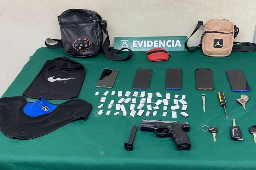 Carabineros detuvo con arma y ganzúas a sujetos que merodeaban viviendas en sector oriente de&nbsp;Chillán