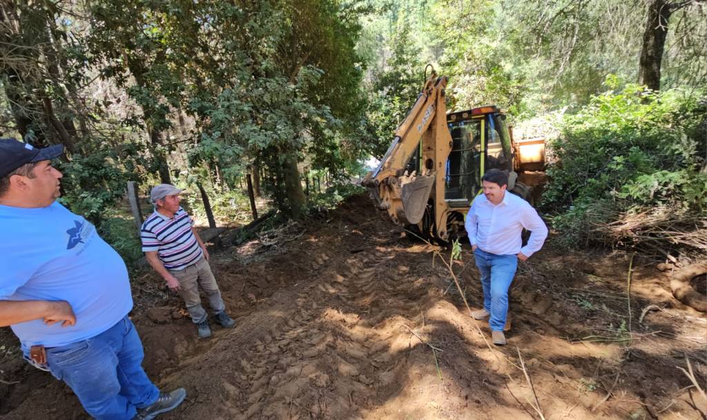 El Carmen: Realizan cortafuegos en sectores apartados de la&nbsp;comuna