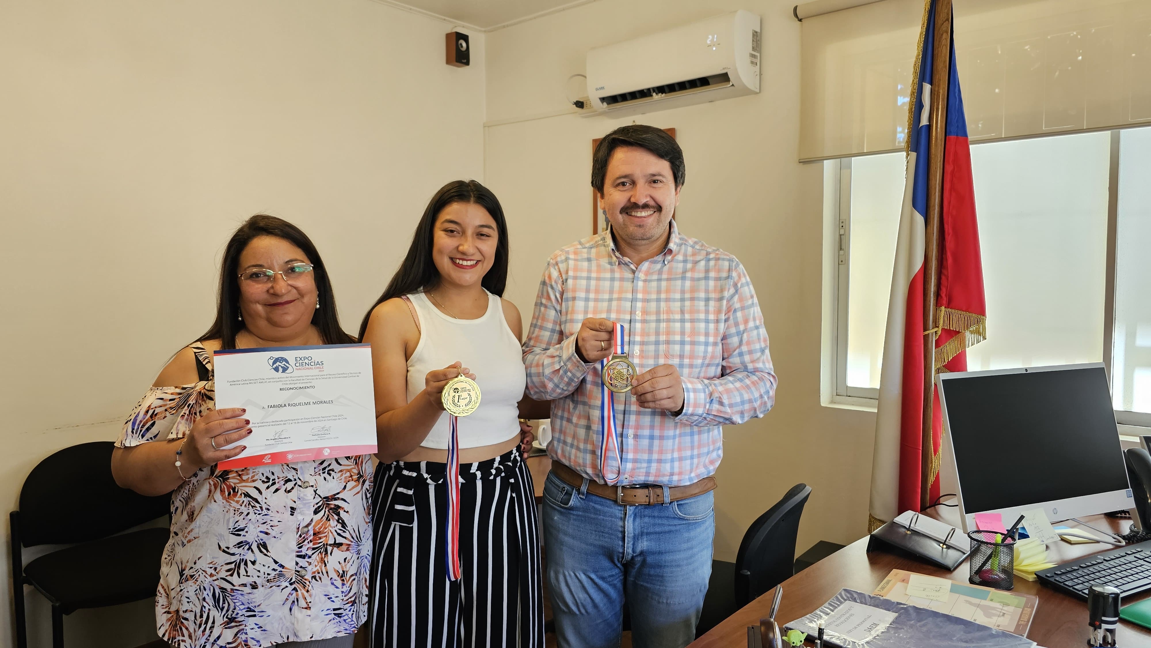 De El Carmen a Abu Dhabi: Carmelina irá a los Emiratos Árabes tras ganar concurso nacional de ciencias