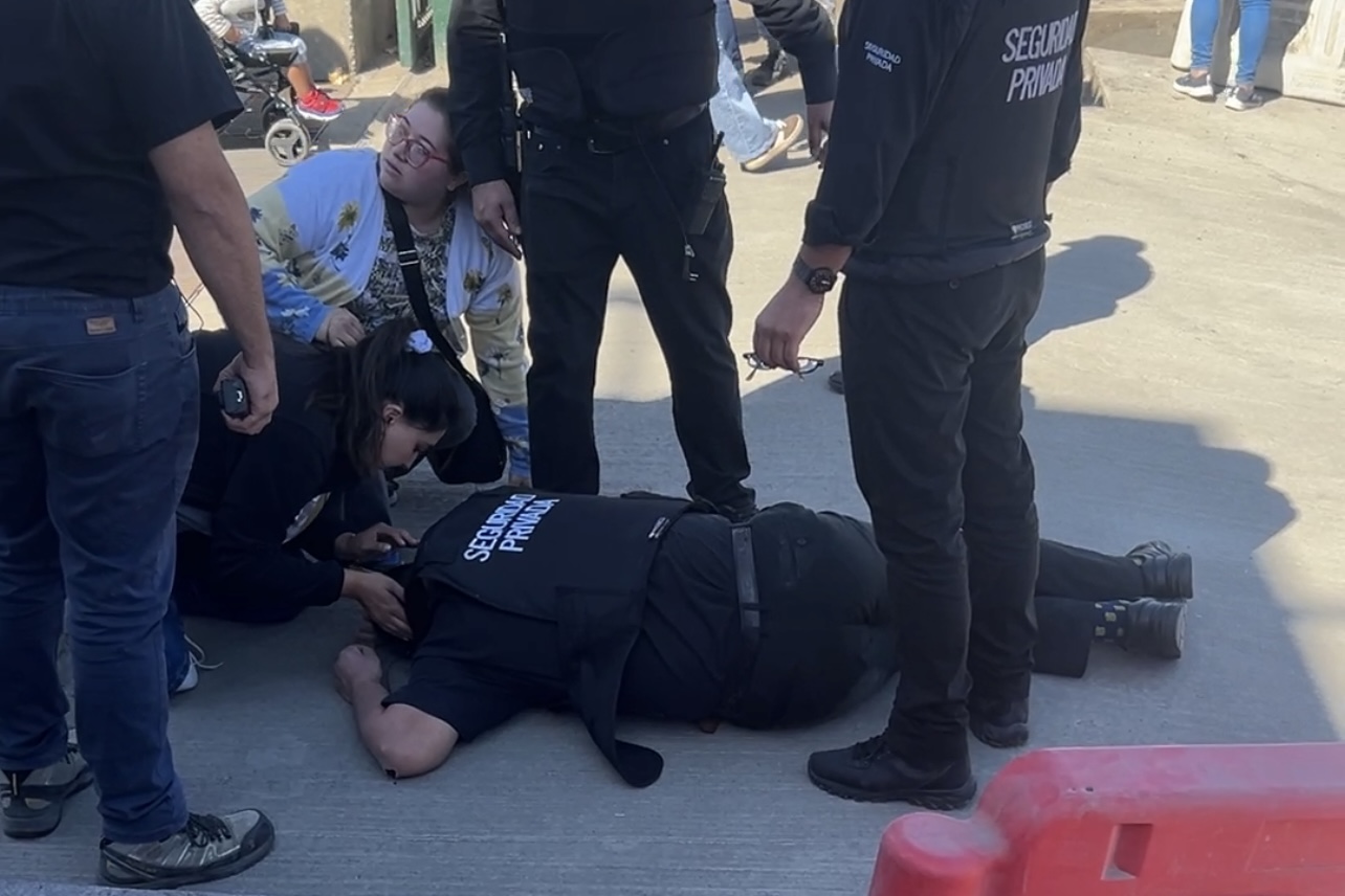 Quedó ‘knockout’: delincuentes golpean a guardia y resalta conflicto por inseguridad en Persa San Rafael