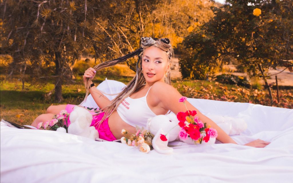 OTRA VIDA: la canción hecha para Doja Cat que terminó lanzando la chilena Fran&nbsp;Mazu