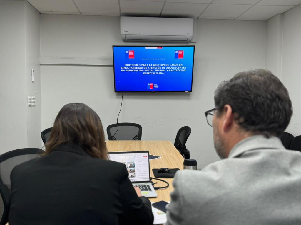 Servicios de Protección y Reinserción Juvenil presentan nuevo protocolo para fortalecer la atención integral de adolescentes en&nbsp;simultaneidad