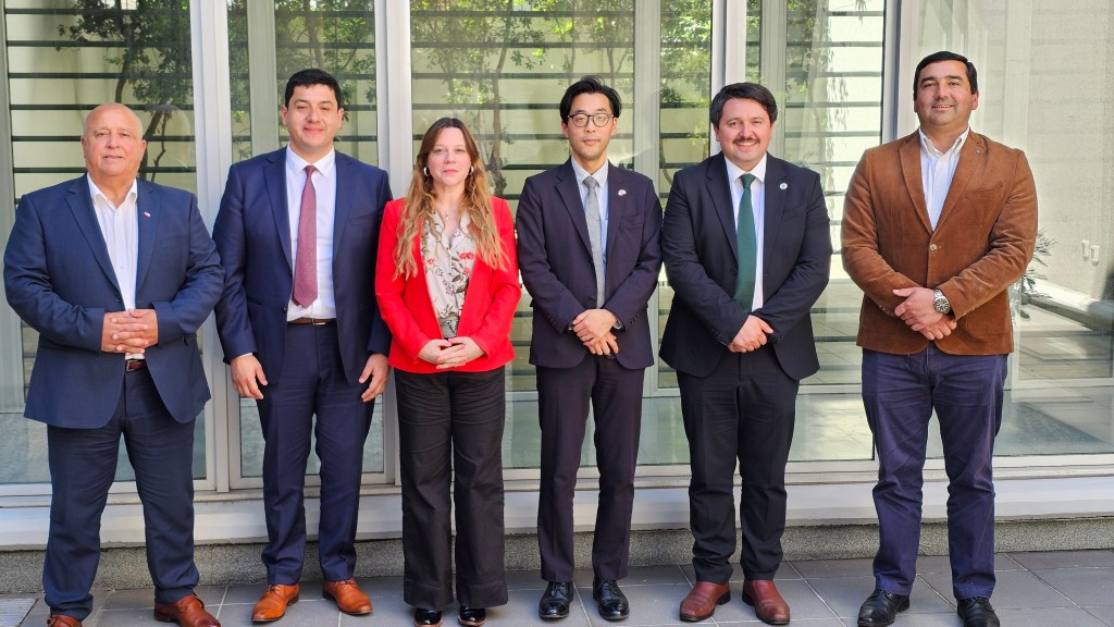 Alcaldes de Diguillín se reúnen con Embajada de Japón en&nbsp;Santiago