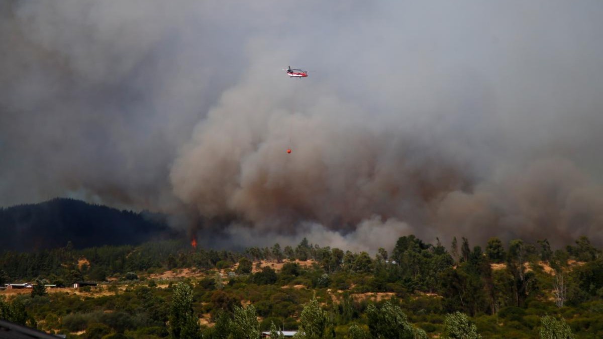 Ñuble en tensión: declaran Alerta Roja en San Nicolás por avance del fuego